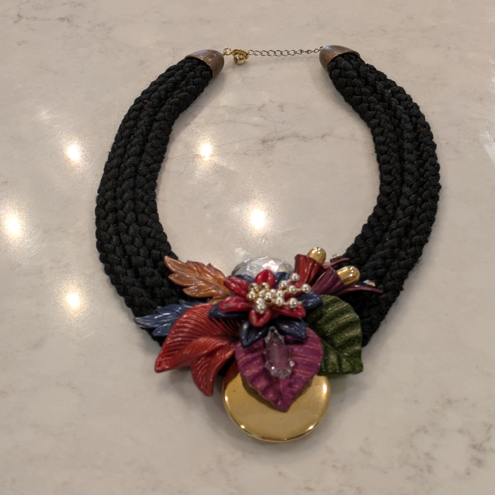 Vintage2001s. Mixed Material Black Fabric Elegant Multicolor Floral Necklac